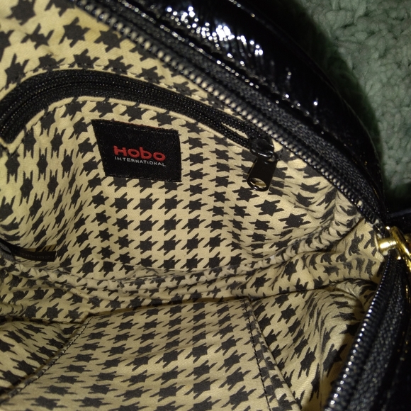 2 purses - Picture 3 of 3